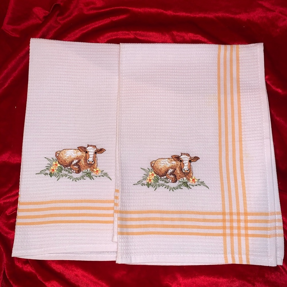 2  Embroidered Cow Tea Kitchen Towels New